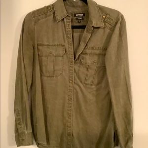 Long sleeve button down top